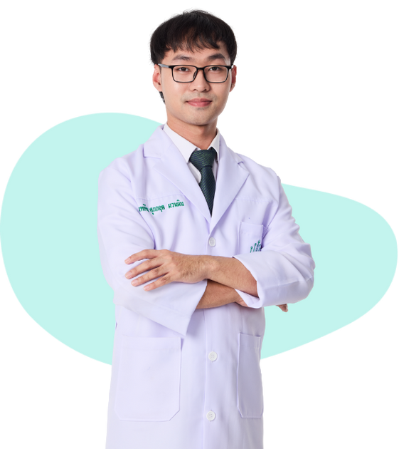 พจ.ศุภกฤต ผวนผิน ปริญญาตรี สาขาการแพทย์แผนจีน เกียรตินิยมอันดับ 1 หลักสูตรร่วม 2 สถาบัน