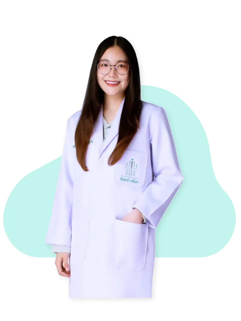 พจ.ณภัทริน วรธัญญะกิจ ปริญญาตรี สาขาการแพทย์แผนจีน เกียรตินิยมอันดับ 2 หลักสูตรร่วม 2 สถาบัน